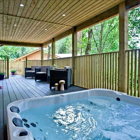 Cedar Lodge, South View Lodges, Exeter Extérieur photo