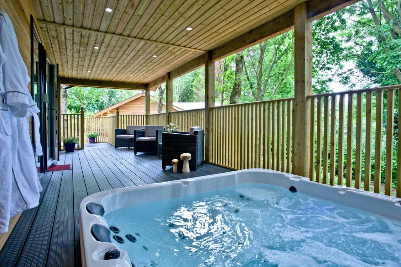 Cedar Lodge, South View Lodges, Exeter Extérieur photo